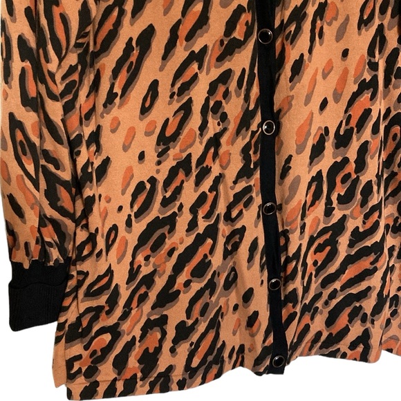 Bob Mackie sweater/cardigan Animal Print wearable art,  button front , size XL - Picture 4 of 7